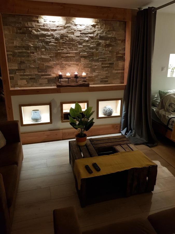 L'Idyllique - Studio Prive Sous Maison Saint-Didier-sur-Beaujeu Екстер'єр фото